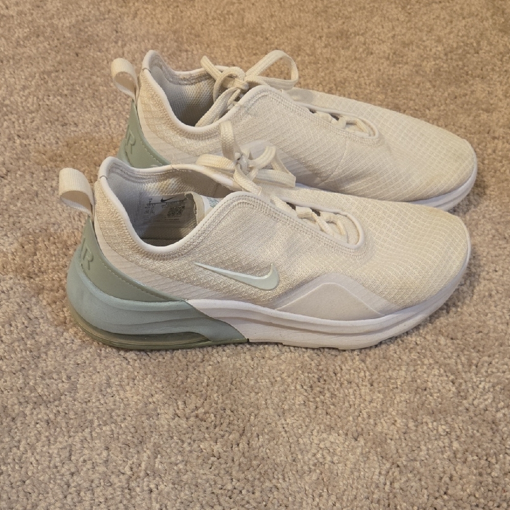 Nike Women's Cream and Light Blue Sneakers